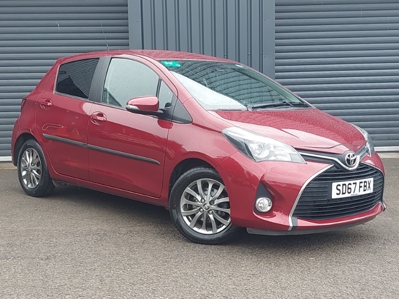 Toyota Yaris 1.33 Vvt-i Icon Tss Cvt Red