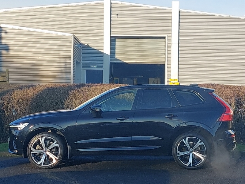 Volvo XC60 2.0 B5p Ultimate Dark Awd Geartronic LV73JZJ Black #4