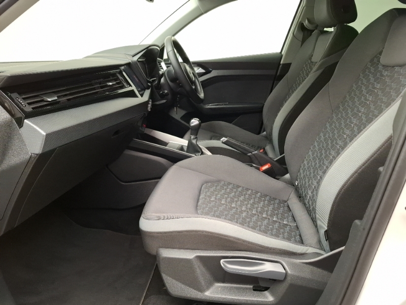 Audi A1 30 Tfsi Citycarver YY20CZM White #5