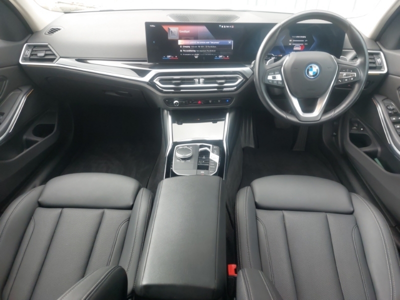 BMW 3 Series 330E Sport Step DE23CFP White #3