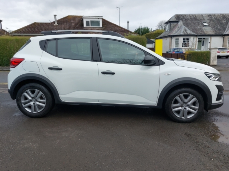 Dacia Sandero Stepway 1.0 Tce Essential SA72CNJ White #4