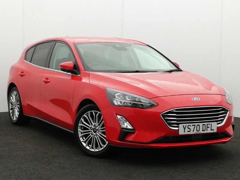 Ford Focus 1.0 Ecoboost Hybrid Mhev 125 Titanium X Ed Red