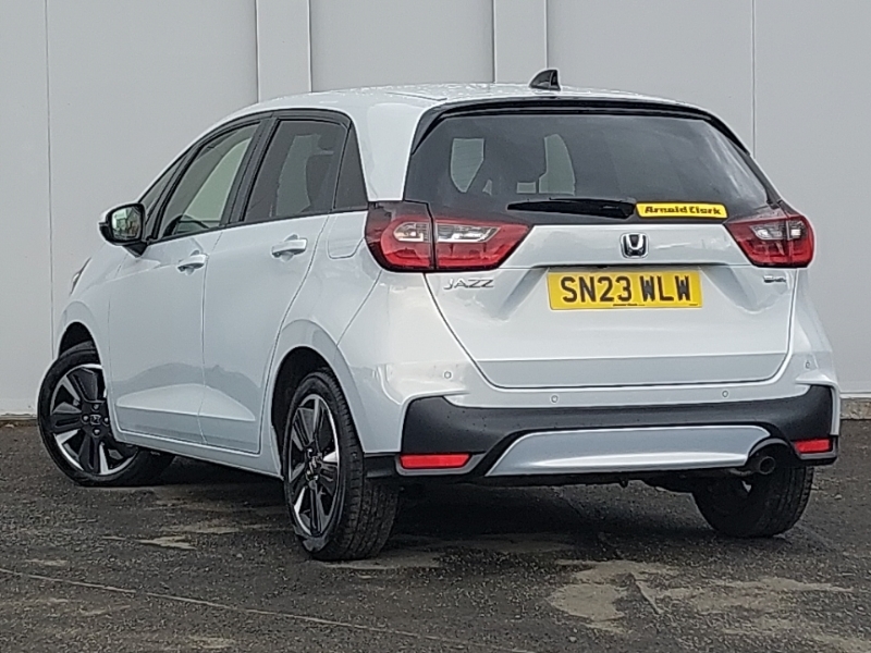 Honda Jazz 1.5 I-mmd Hybrid Advance Ecvt SN23WLW White #2