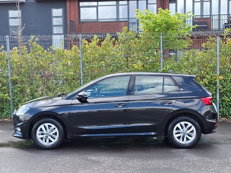 Skoda Fabia 1.0 Tsi 116 Se Edition Dsg LM75ODC Black #4