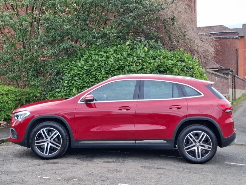 Mercedes-Benz GLA Class Gla 200 Sport SJ21BJK Red #4