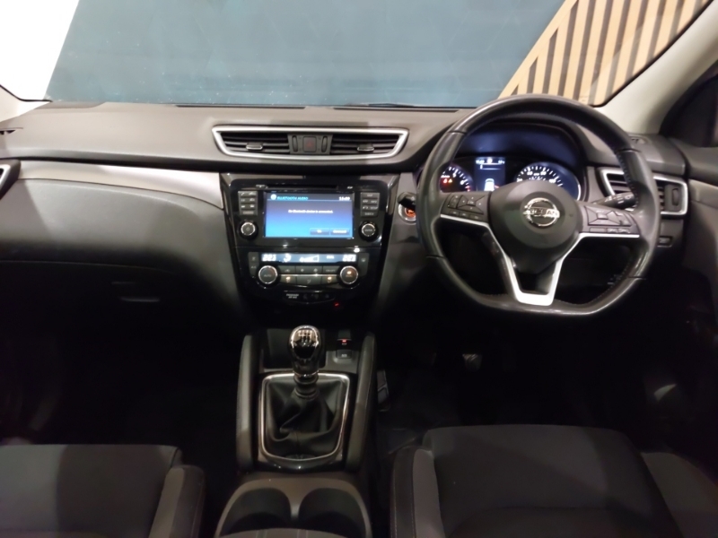 Nissan Qashqai 1.2 Dig-t N-connecta KV67ENM Silver #3