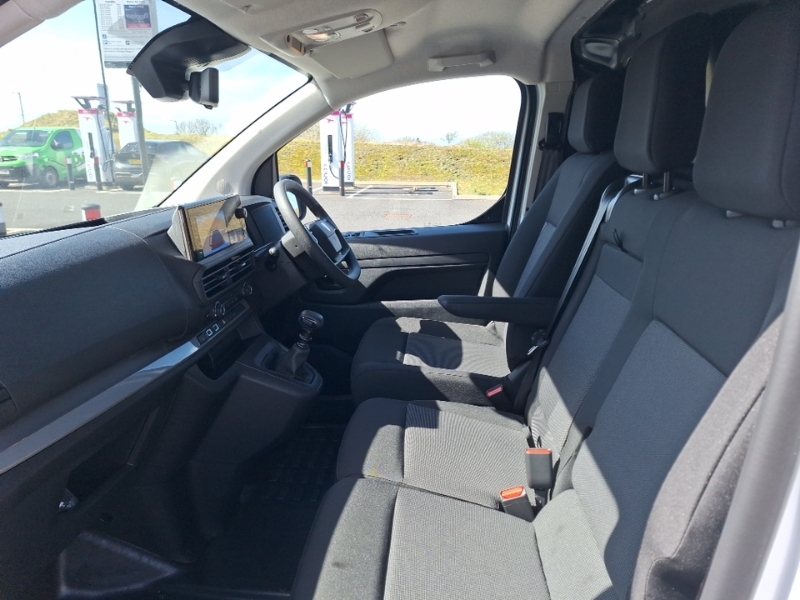Peugeot Expert 2.0 Bluehdi 145 Asphalt Van SA26MDU White #5