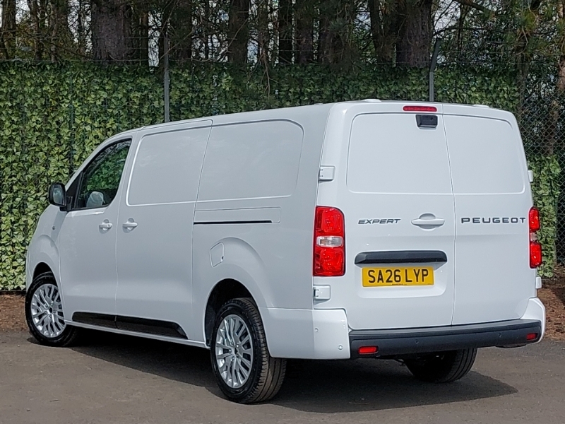 Peugeot Expert 2.0 Bluehdi 145 Asphalt Van SA26LYP White #2