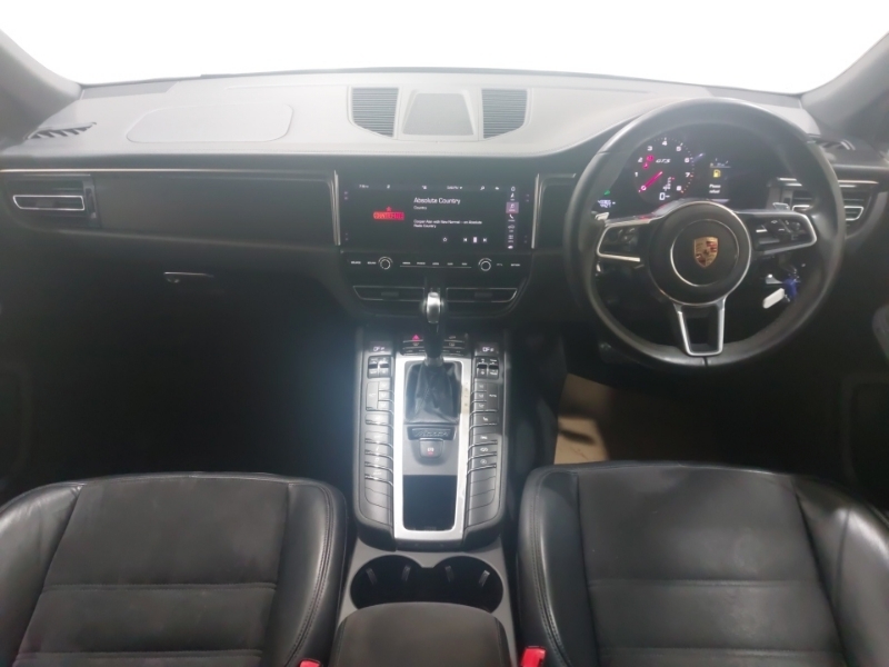 Porsche Macan Gts Pdk FD21BUH Black #3