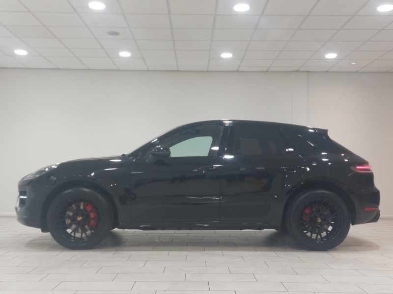 Porsche Macan Gts Pdk FD21BUH Black #4