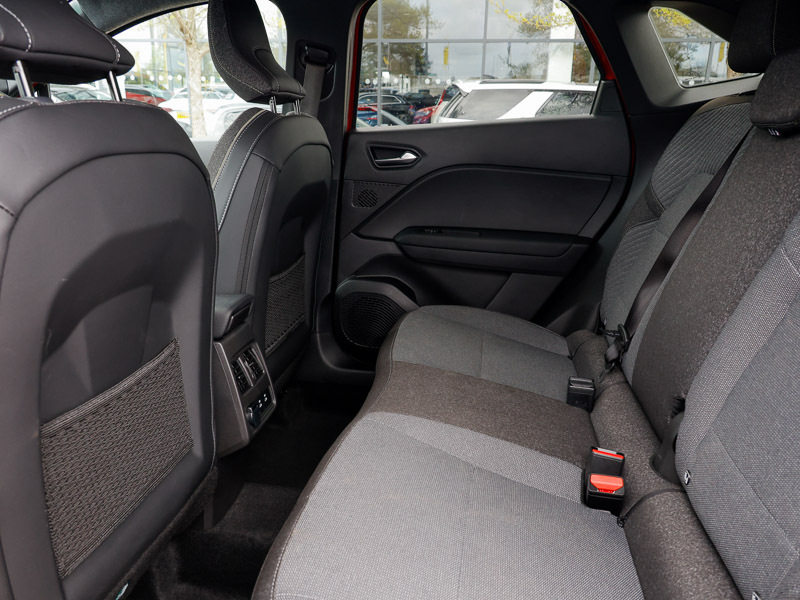Renault Symbioz 1.3 Tce 140 Techno HK75WBG Red #6