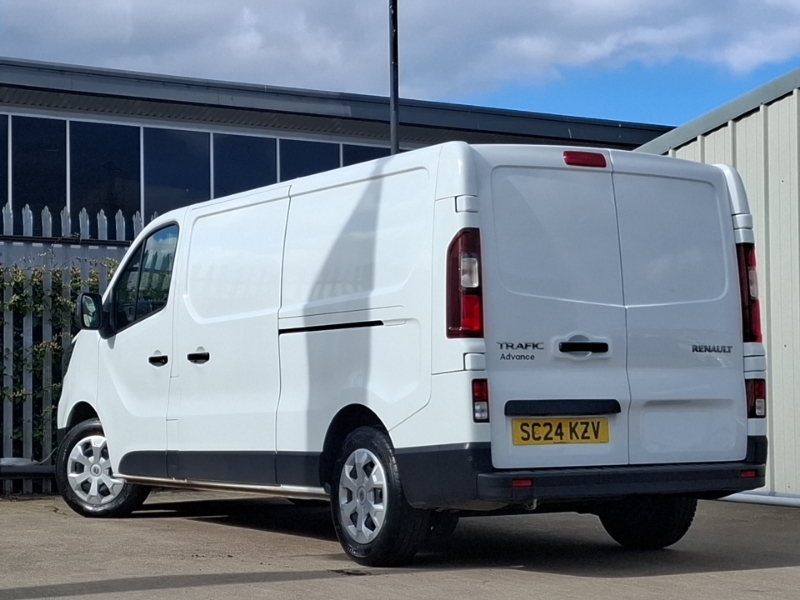 Renault Trafic Ll30 Blue Dci 130 Advance Safety Van SC24KZV White #2