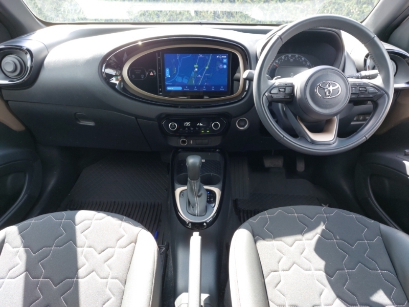 Toyota Aygo X 1.0 Vvt-i Exclusive DW23FLB Beige #3