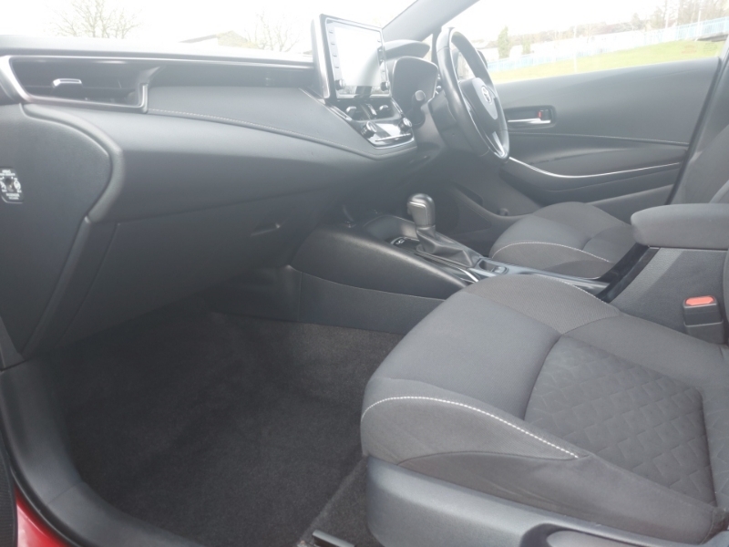Toyota Corolla 1.8 Vvt-i Hybrid Design Cvt SA19LMM Red #5