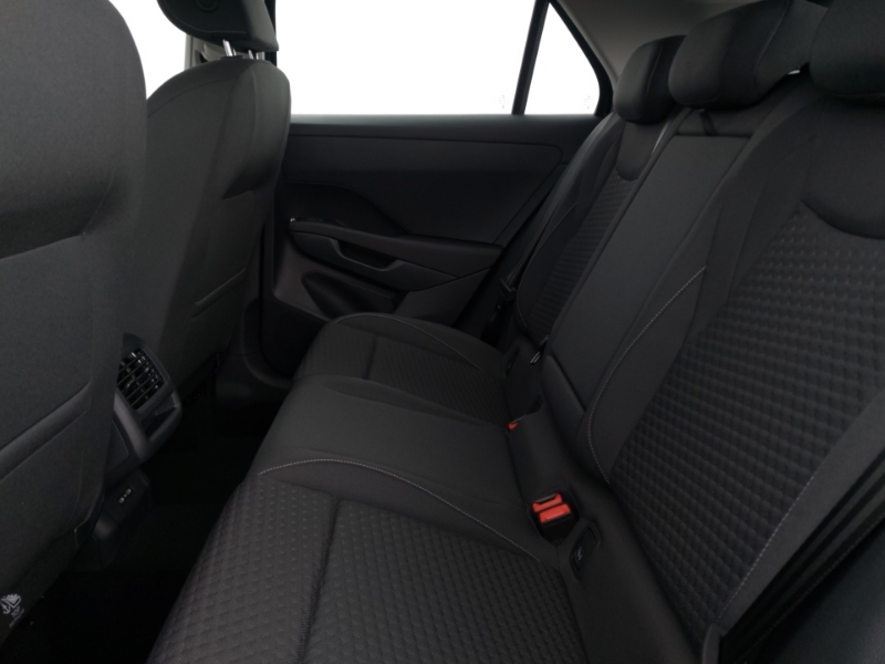 Volkswagen T-Roc 1.5 Etsi Life Dsg Black #6