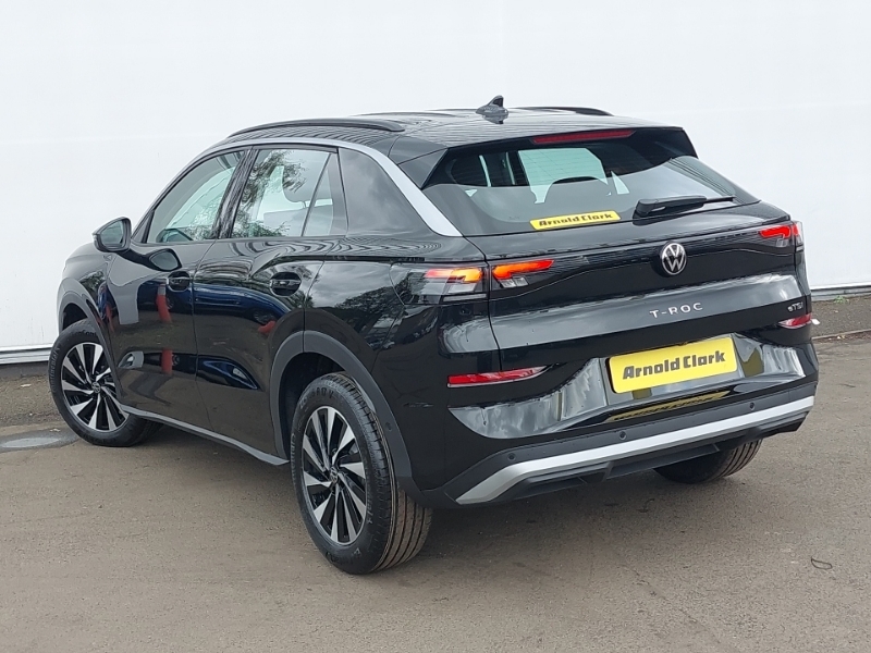 Volkswagen T-Roc 1.5 Etsi Life Dsg Black #2
