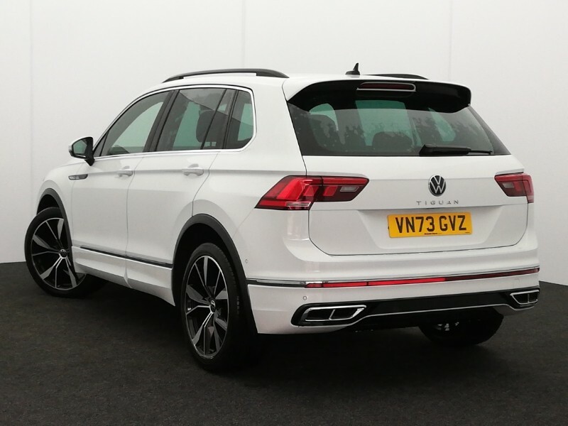 Volkswagen Tiguan 1.5 Tsi 150 R-line Dsg VN73GVZ White #2