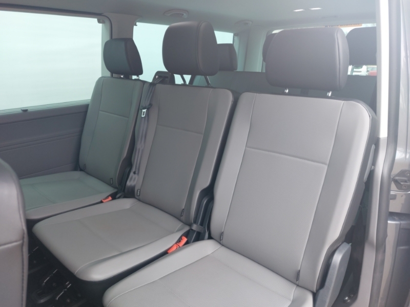 Volkswagen Transporter Shuttle 2.0 Tdi 150Ps Se Minibus Grey #6