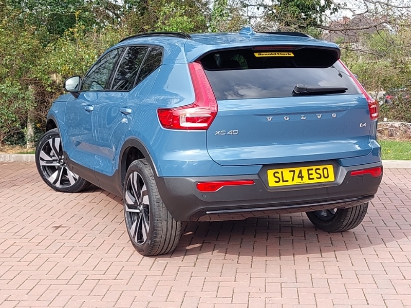 Volvo XC40 2.0 B4p Ultra Dark SL74ESO Blue #2