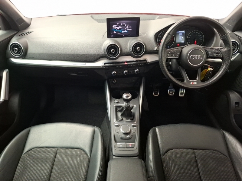 Audi Q2 35 Tfsi S Line DA20EJL Red #3