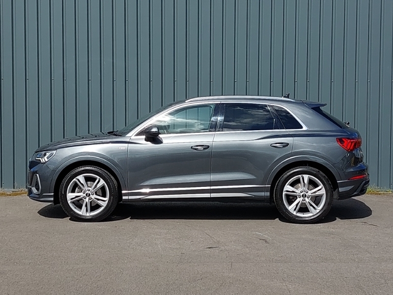 Audi Q3 35 Tfsi S Line YY21HKP Grey #4