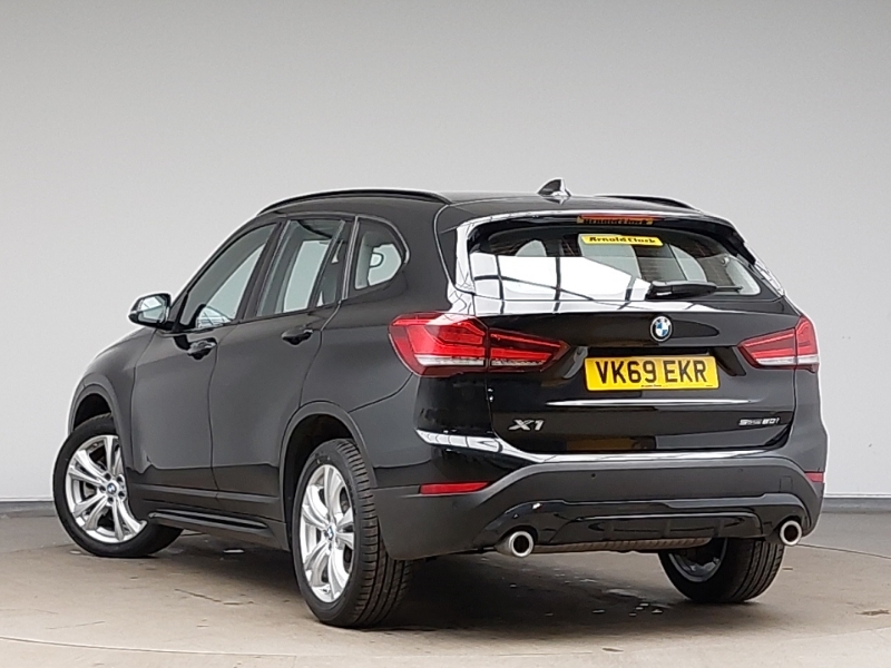 BMW X1 Sdrive 20I Sport Step VK69EKR Black #2