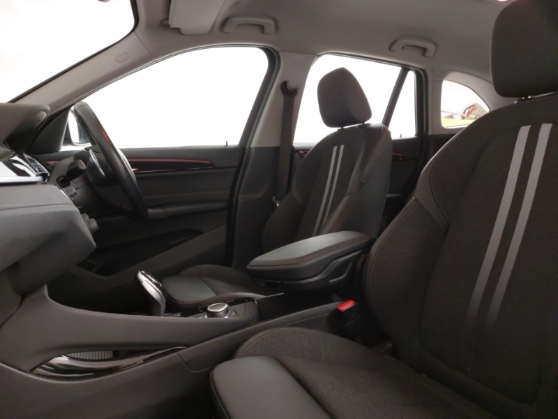 BMW X1 Sdrive 20I Sport Step VK69EKR Black #5