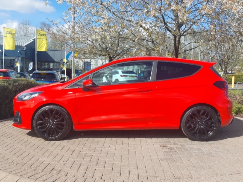 Ford Fiesta 1.0 Ecoboost Hybrid Mhev 155 St-line Vignale SO72PGU Red #4