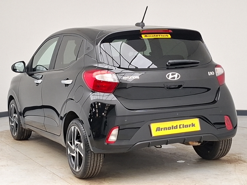 Hyundai I10 1.0 63 Premium Nav EA25YGT Black #2