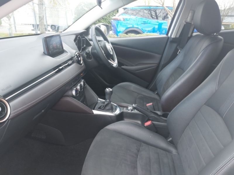 Mazda 2 1.5 Gt Sport Nav SV19BJT White #5