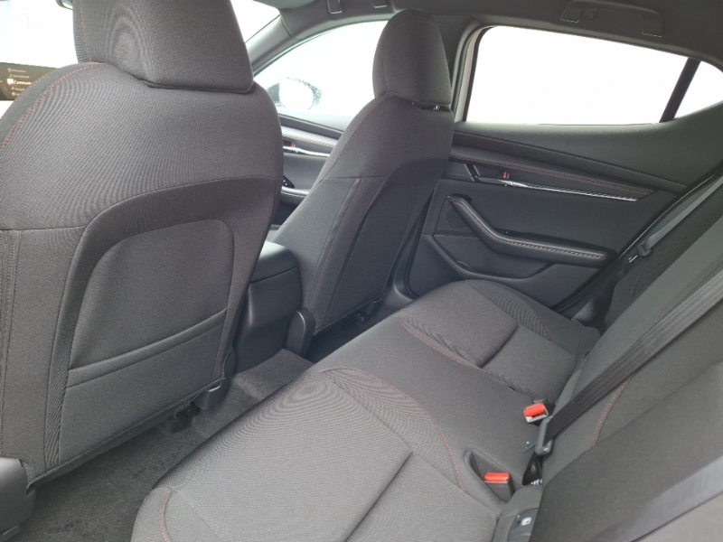 Mazda 3 2.5 E-skyactiv G Mhev 140 Homura White #6