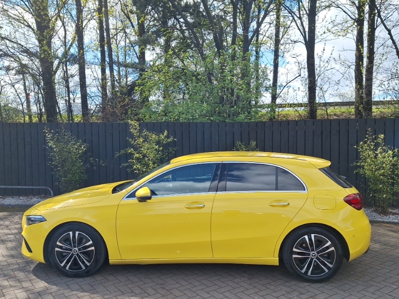 Mercedes-Benz A Class A180 Sport Executive LA23ZJU Yellow #4