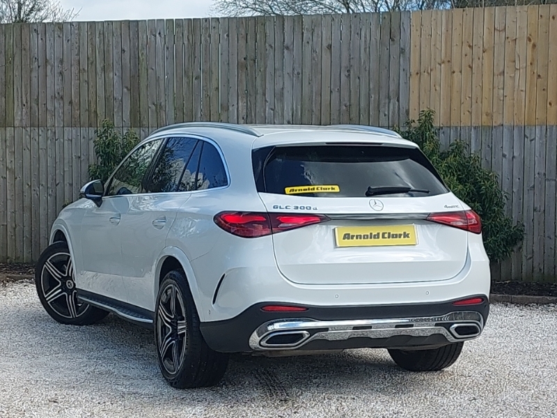 Mercedes-Benz GLC Class Glc 300D 4Matic Amg Line Premium 9G-tronic White #2