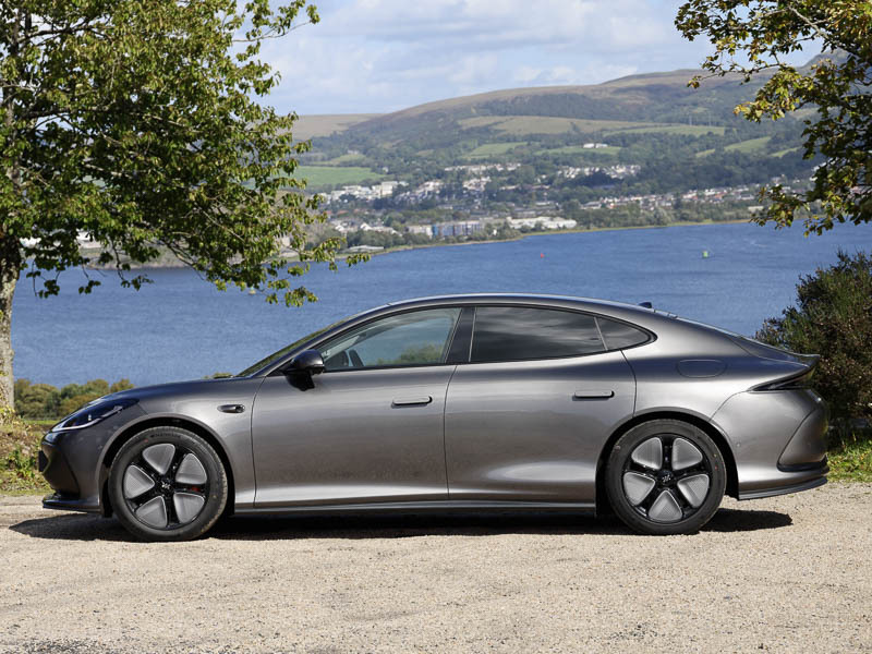 MG IM5 300Kw Long Range 100Kwh SUN0308 Grey #4