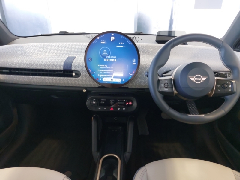 Mini Hatch 160Kw Se Exclusive 54Kwh Black #4