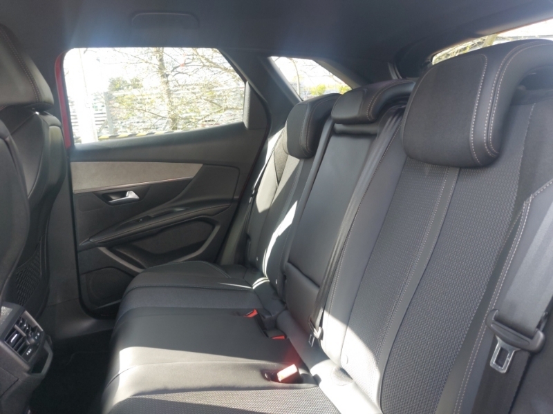 Peugeot 3008 1.2 Puretech Gt Eat8 MT73OUG Red #6