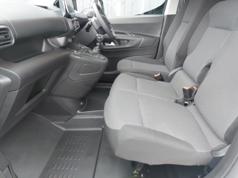 Peugeot Partner 1.5 Bluehdi 100 Professional Plus Van SH75GAA White #5
