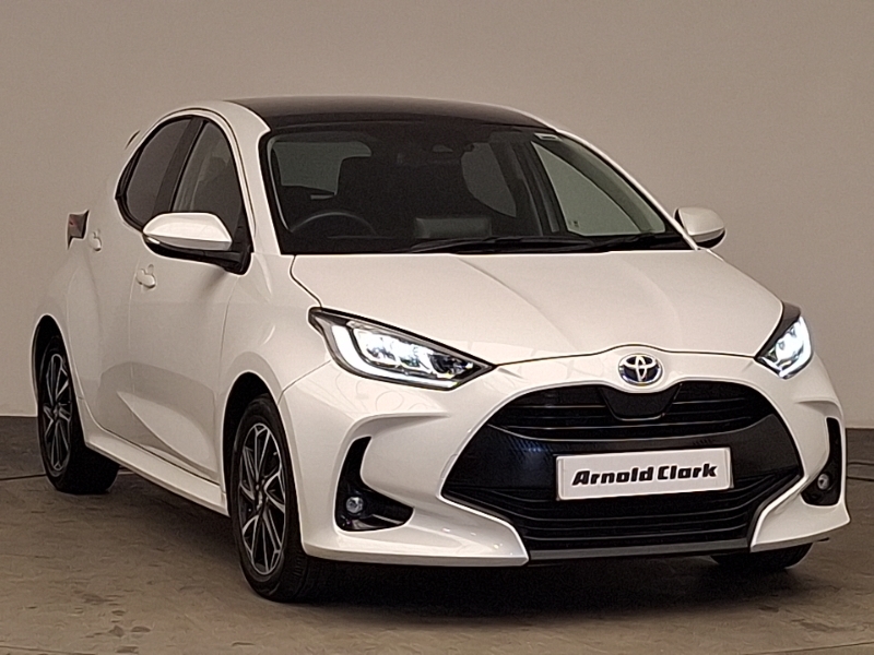 Toyota Yaris 1.5 Hybrid Design Cvt Navpanoramic Roof White