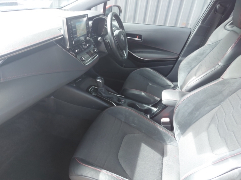 Toyota Corolla 2.0 Vvt-i Hybrid Excel Cvt PF69OHT Red #5