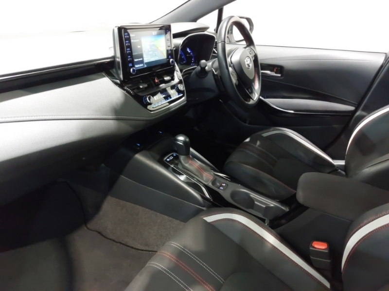Toyota Corolla 2.0 Vvt-i Hybrid Gr Sport Cvt MF71VGY White #5