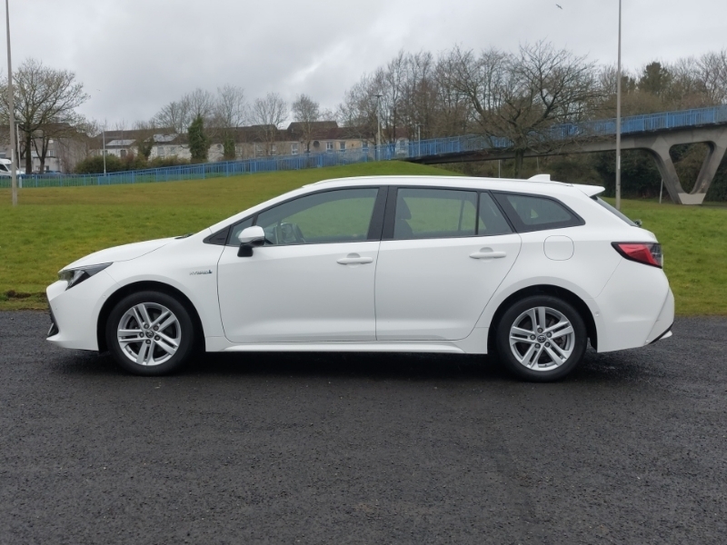 Toyota Corolla 1.8 Vvt-i Hybrid Icon Tech Cvt ST70LSZ White #4