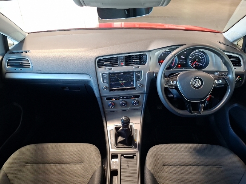 Volkswagen Golf 1.0 Tsi Match Bluemotion Edition Red #3