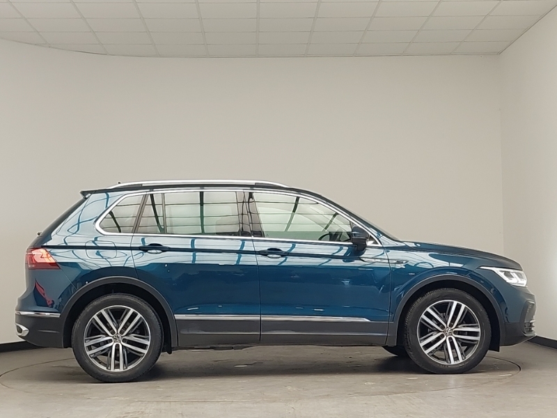 Volkswagen Tiguan 1.5 Tsi 150 Elegance Dsg FV22WHU Blue #4