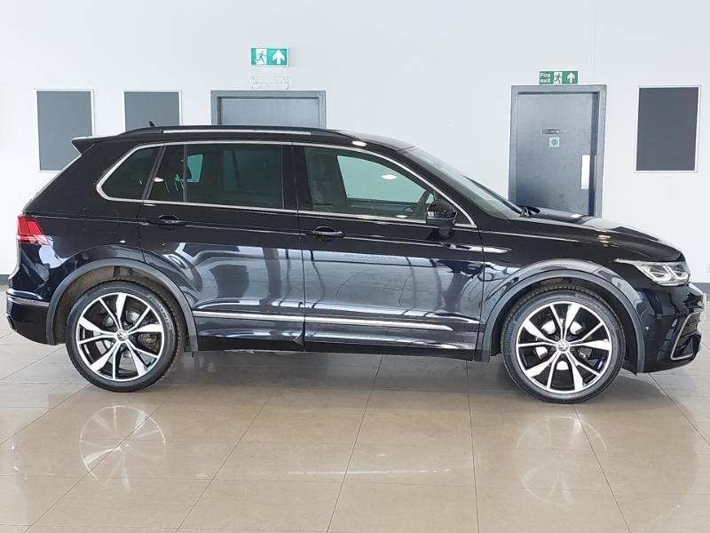 Volkswagen Tiguan 2.0 Tdi 4Motion R-line Dsg SB70WZM Black #3