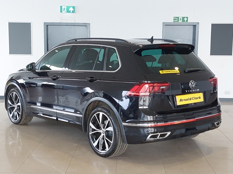 Volkswagen Tiguan 2.0 Tdi 4Motion R-line Dsg SB70WZM Black #2