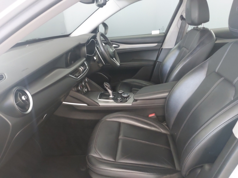 Alfa Romeo Stelvio 2.2 D 210 Speciale Silver #5