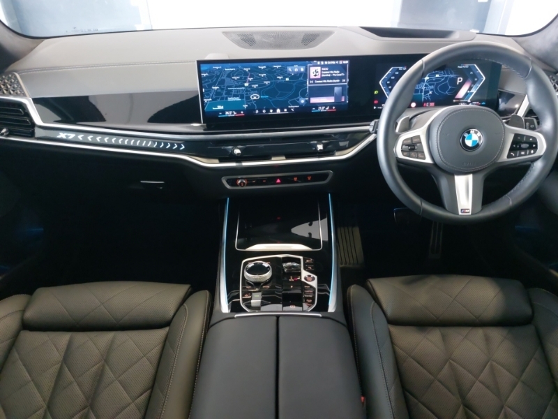 BMW X7 Xdrive40d Mht M Sport Step SC25BLX Black #4