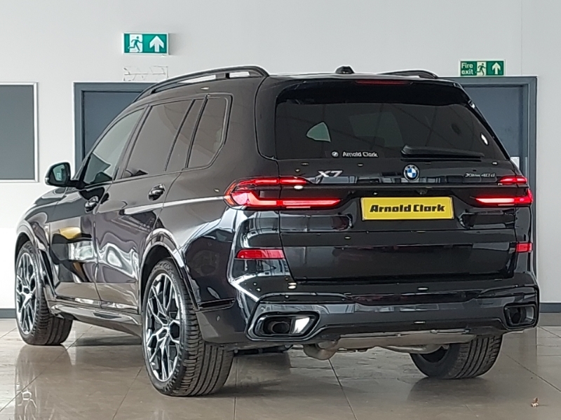 BMW X7 Xdrive40d Mht M Sport Step SC25BLX Black #2