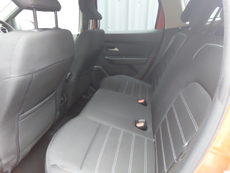 Dacia Duster 1.3 Tce 130 Journey ST72GGK Orange #6