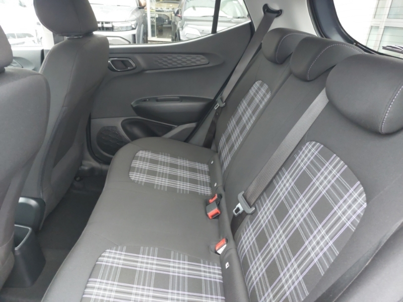 Hyundai I10 1.2 79 Premium Nav EN25BHD Grey #6